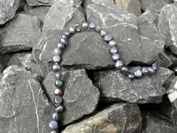 perles d'eau douce flat, Couleur: noir, Taille: ±6-7mm, Quantite: chaîne ±36cm, (±59 piece)