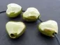Preview: Ceramic Herz, Color: green, Size: ±20x22x13mm, Qty: 1 pc.