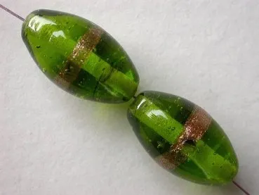 Gold Oval, green, 21mm, 1 pc.