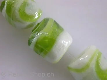 Glassbeads with decoration, cylinder, green, ±16mm, 2 pc.