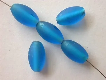 Oval, blue frostet, ±13mm, 20 pc.