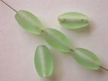 Oval, green frostet, ±13mm, 20 pc.