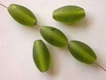 Oval, green frostet, ±13mm, 20 pc.