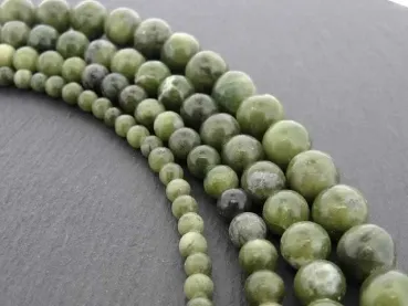 Southern Jade, pierre semi précieuse, Couleur: vert, Taille: ±4mm, Quantite: chaîne ±38cm, (±90 piece)