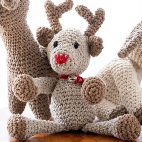 Hoooked Crochet Set Reindeer Rue, Color: beige, Quantity: 1 piece.