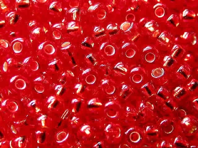 Rocailles, rot mit silber einzug, 2mm, 17 gr.