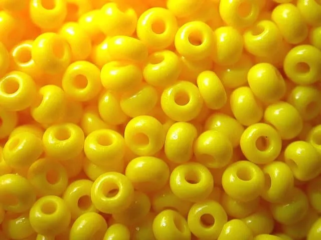 SeedBeads, yellow, 2.6mm, 17 gr.