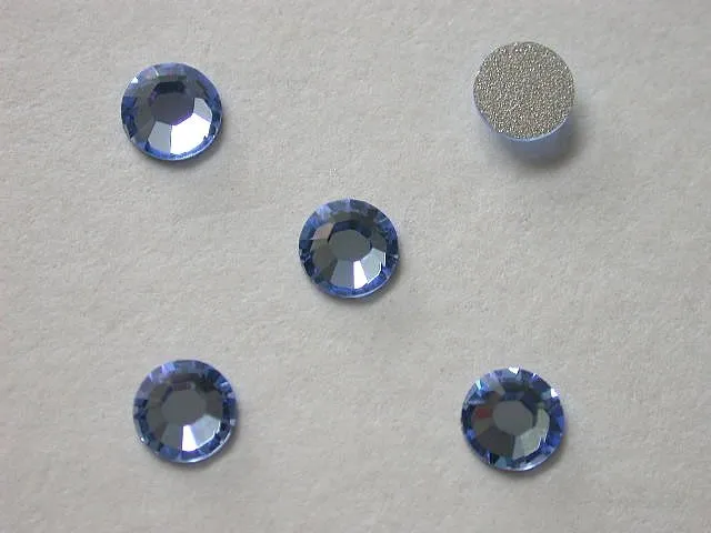 Swarovski rhinestones flatback, 2028, 1.5mm, light sapphire, 5 p