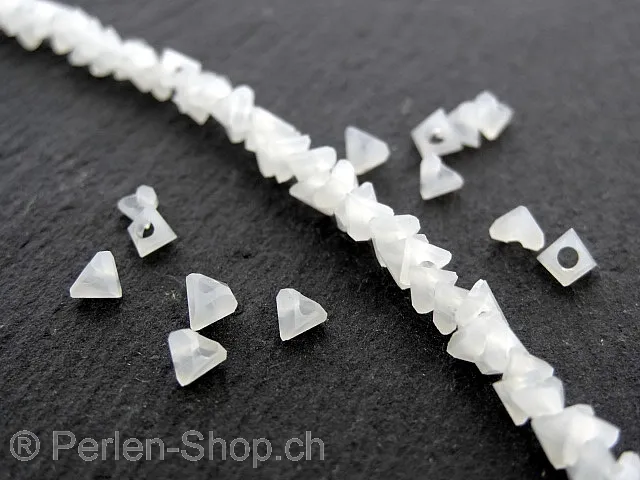 Triangular Facet-Polished glassbeads, Color: white alabaster, Size: ±2x4mm, Qty: ±50 pc.