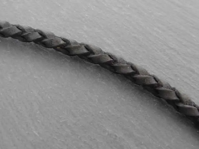 BULK Lederband (Bolo) geflochten, 1 Spule, Farbe: schwarz, Grösse: ±6mm, Menge: ±25 meter