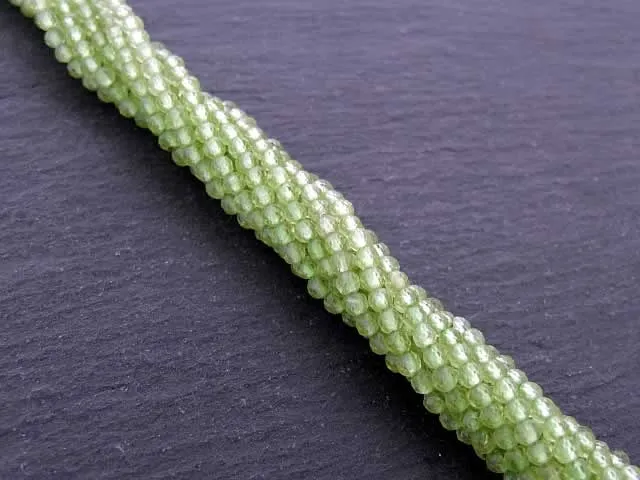 Peridot Faceted, Semi-Precious Stone, Color: green, Size: ±2mm, Qty: 1 string ±39cm