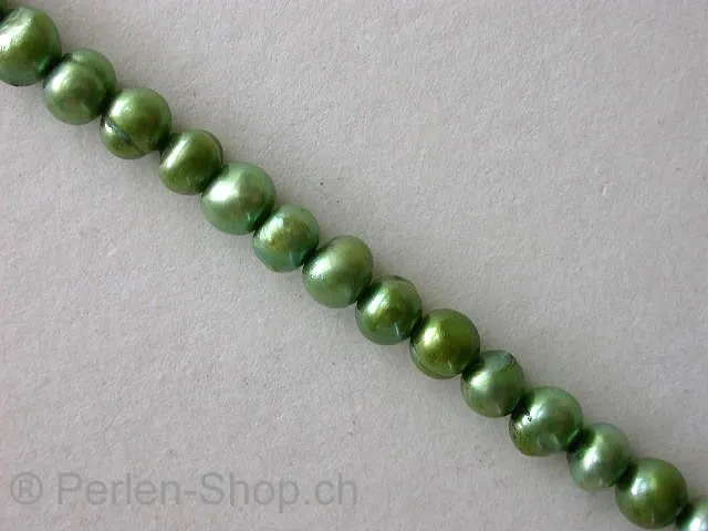 Fresh water beads, green, ± 4-5mm, ± 80 pc.string 16"