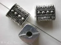 Plasticbeads, ±16mm, antique silver,2 pc.