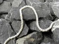 Perles d'eau douce, Couleur: blanc, Taille: ±5x4mm, Quantite: ±101 piece - String ±35cm
