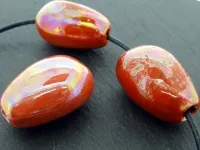 Ceramic Nugget, Color: red, Size: ±31x21x16mm, Qty: 1 pc.