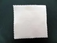 Silver cleaning cloth, size: ±8x8cm, quantity: 1 piece.
